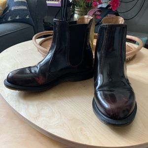 DR MARTENS WOMENS FLORA CHELSEA BOOT CHERRY RED